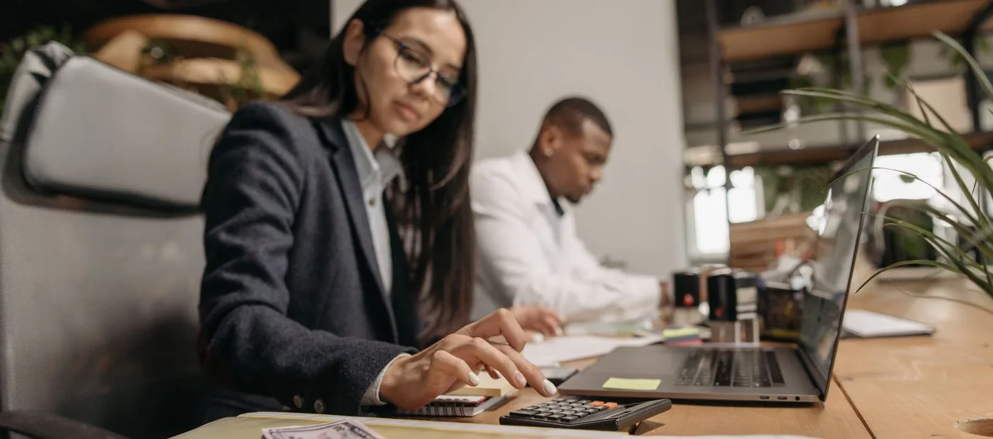 Sterling Vance Advisory — a focused advisory practice working the numbers behind the next move