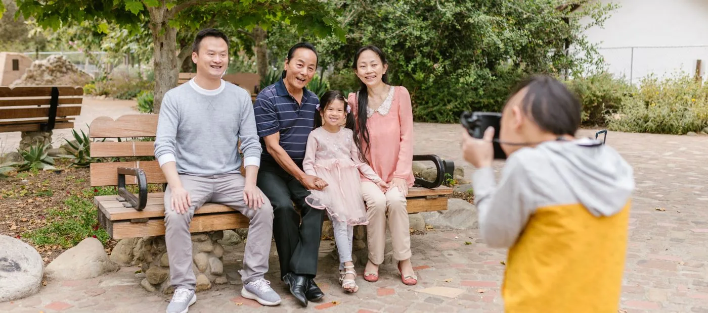 Golden Hour Co. — a relaxed family session outdoors at the park